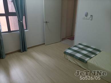 Gravit 8 Kota Bayuemas Klang 2+1room for Rent