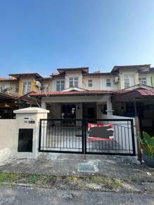 FACING OPEN Double Storey Terrace, Taman Ixora Salak Tinggi Sepang
