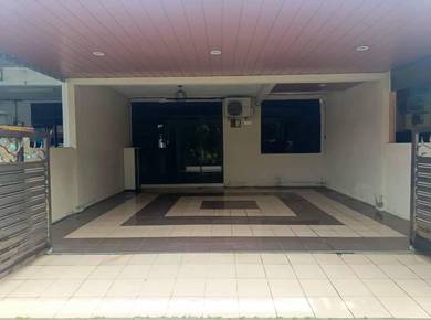 Teres setingkat Taman Lagenda Padang Serai untuk disewa