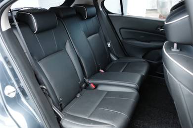 Honda CITY 1.5 V HATCHBACK (A)