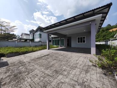 Meru Gated & Guarded 1.5 Storey Bungalow For Rent