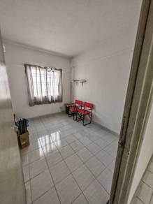 1000sqft Skyvillas Service Apartment Serdang Perdana, Seri Kembangan
