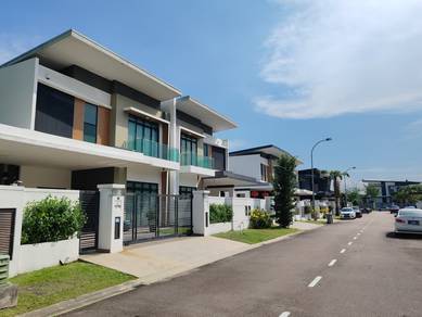 Nusa Duta 3 / lskandar Puteri / semi-d / Freehold / 6 bed / 2nd link