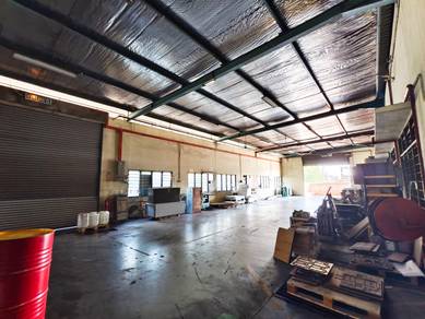 1.5 Storey Warehouse in Bangi For Rent Kilang Gudang