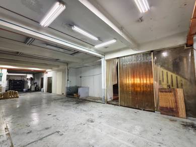 1.5 Storey Warehouse in Bangi For Rent Kilang Gudang