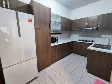 Alam Damai Condominium Mid Floor Near Qe 2 and Private School