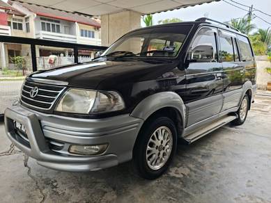 Toyota UNSER 1.8 LGX (M)