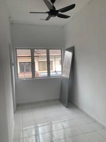 2 Story House at Usj 1 End Unit  - Subang Jaya