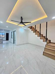 2 Sty LC Jalan Permas Fully Renovated Extended Bandar Baru Permas Jaya
