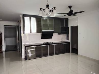 Custom Kitchen Cabinet