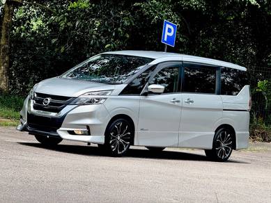 Nissan SERENA 2.0 HIGHWAY STAR (A) EZ FLON