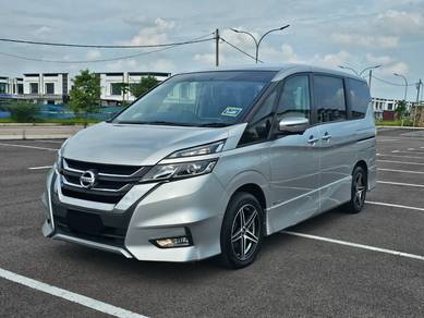 Nissan SERENA 2.0 S-HYBRID HIGHWAY STAR