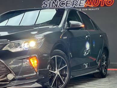 TOYOTA CAMRY 2.5 HYBRID FACELiFT R/CAM K/LESS 1OWN