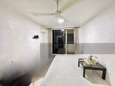 Putra Villa, Walking Distance To LRT Station Unit And Fully Furnished
