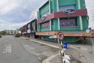 2 STY Shoplot , Laman Perniagaan Bahagia , Bandar Seri Putra Bangi