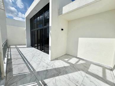 Big Balcony , Penthouse, 4r4b 3cps , Residensi Adelia 2 Bangi Avenue