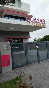 Taman Saujana Mutiara 3-storey Corner Superlink House for sale!