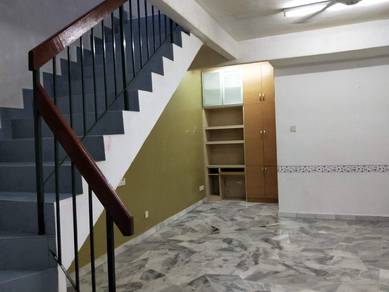 TAMAN SRI GOMBAK FASA 9 Extended Renovated Landed Terrace House Sentul