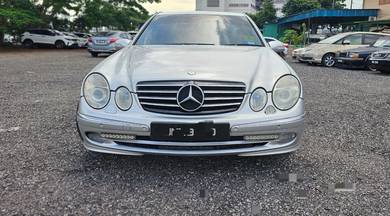 Mercedes Benz E240 AVANTGARDE (CBU) 2.6 (A)