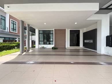 3 STOREY SEMI DETACHED VERGE 32 Melawati