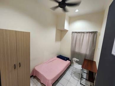 Beverly Hill Phase 2 Room For Rent - Female Only -