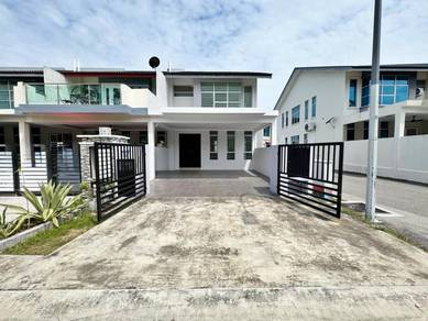 (Near Bangi Wonderland) END LOT 2 Storey Terrace House Bangi Avenue 2