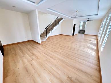 (Near Bangi Wonderland) END LOT 2 Storey Terrace House Bangi Avenue 2