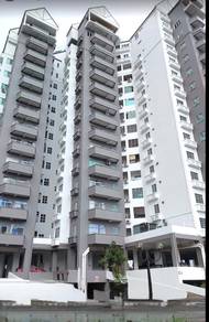 De Summit Condominium Penthouse 6 Bedroom For Sale @ BDC, Kuching
