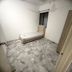 5Min To LRT Sri Petaling!Single Room For Rent Taman Naga Mas near MRT