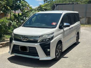VOXY 2.0 ZS KIRAMEKI II (A)3 Yrs Warranty