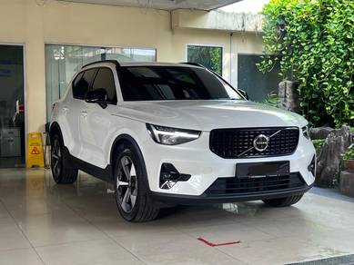 Volvo XC40 2.0 B5 ULTIMATE / FREE SERVICE