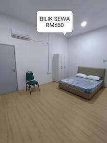 NEW UNIT FACING MAIN ROAD 2nd FLOOR SHOPLOT ROOM DESA WIRA BATU KAWA