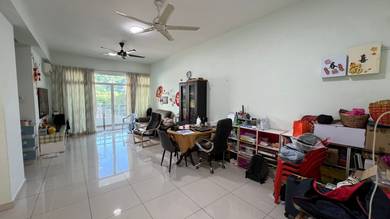 D'Zone 1500sqft, 2 carpark, Fully Furnished & Renovated, Teluk Kumbar