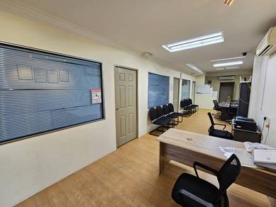 Lintas Plaza First Floor Renovated Office
