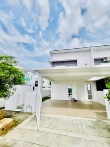 End lot Double storey Ara Sendayan Bandar sri sendayan