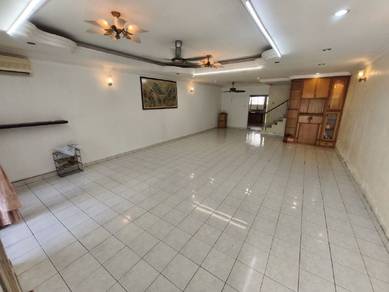 No Face House/Ample Parking! 3 Storey, Taman Wangsa Permai, Kepong