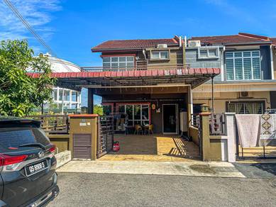 Renovated corner Double storey terrace taman pelangi Semenyih