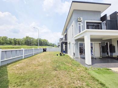 Corner Double Storey terrace Residence 5,Bandar Springhill port Dickso