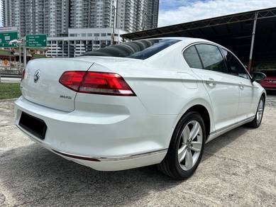 Volkswagen PASSAT 1.8 TSI COMFORTLINE FRE/WARRANTY