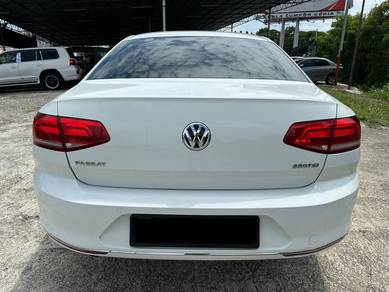 Volkswagen PASSAT 1.8 TSI COMFORTLINE FRE/WARRANTY