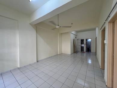 PJ Sri Manja Square Shop Apartment, 3R2B, Low Floor, Vacant, unfurnish