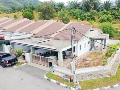 Corner huge land single storey terrace taman kasih putera bahau
