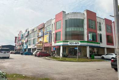 FACING MAINROAD JENJAROM Ground Floor Corner Shop Lot 30x80 Ava Dec25