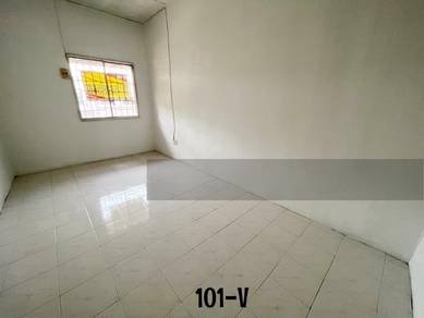 Klang Utama Klang 2 Storey with Basic Renovation & Balcony Extended