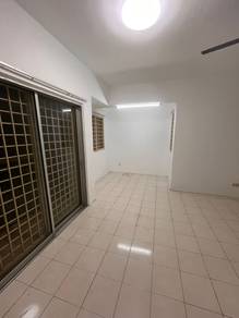 Plaza Medan Putra@Avelon / Bandar Menjalara