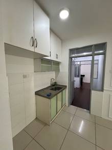 PV20 20 PLATINUM LAKE CONDOMINIUM 1837sqft BIG BALCONY 4 CAR PARK SALE