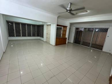 Sri Hartamas, 2sty Corner House, 2800sf, 4rooms, Gated Guarded Area