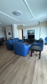 Imperial suites service condominium