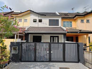 RENOVATED|Double Storey Terrace Taman Puchong Utama 10 Puchong