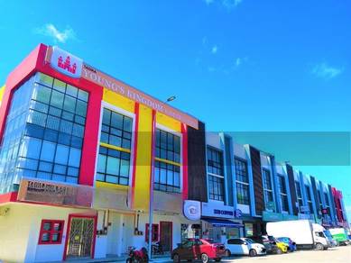 Pekan Sentral Phase 3, Facing Main Road